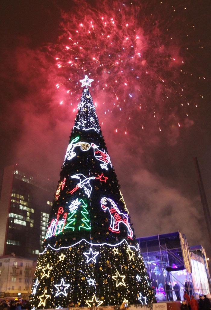 Der Donezker Weinachtsbaum