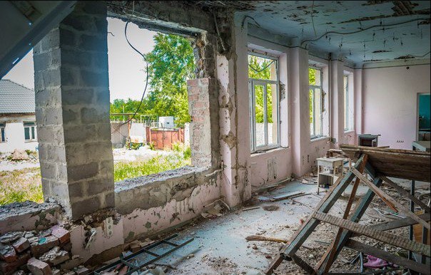 Donbass Ruine des Krankenhaus