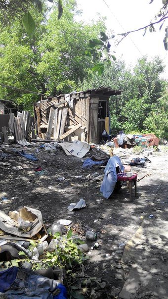 zerstörtes haus Donezk
